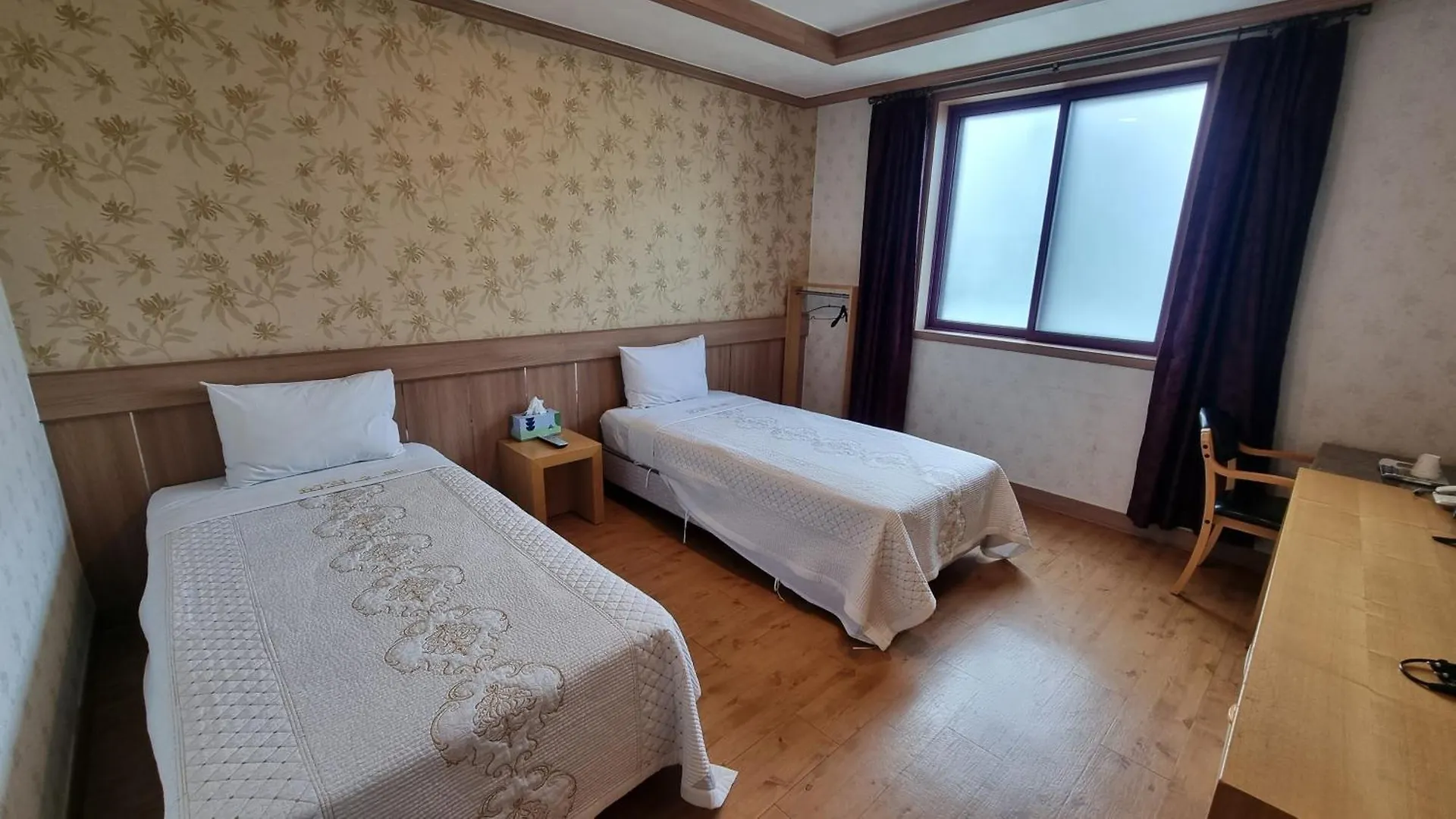 Hotel Parkwood Incheon Airport South Korea